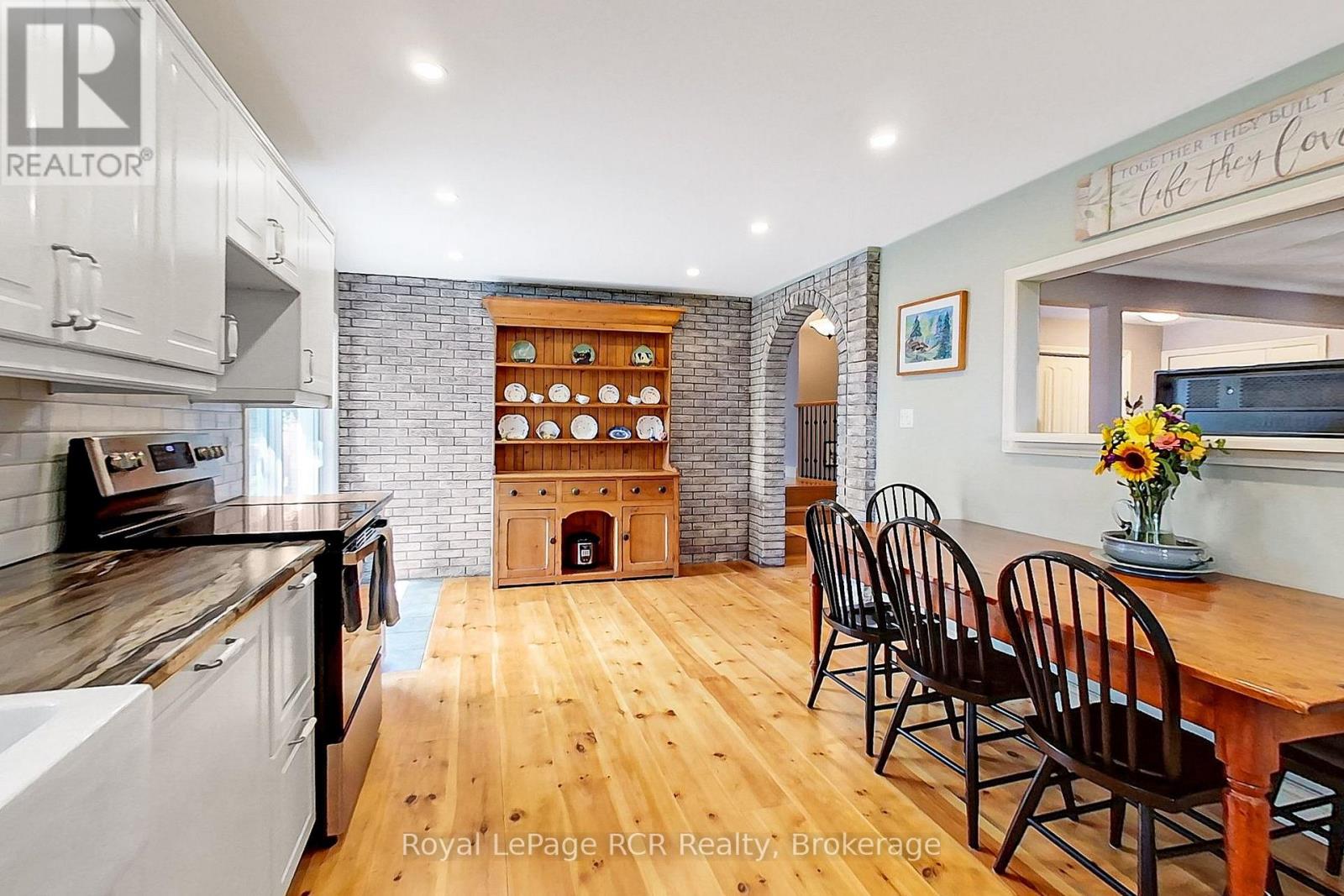 440 LONDON ROAD S - 7