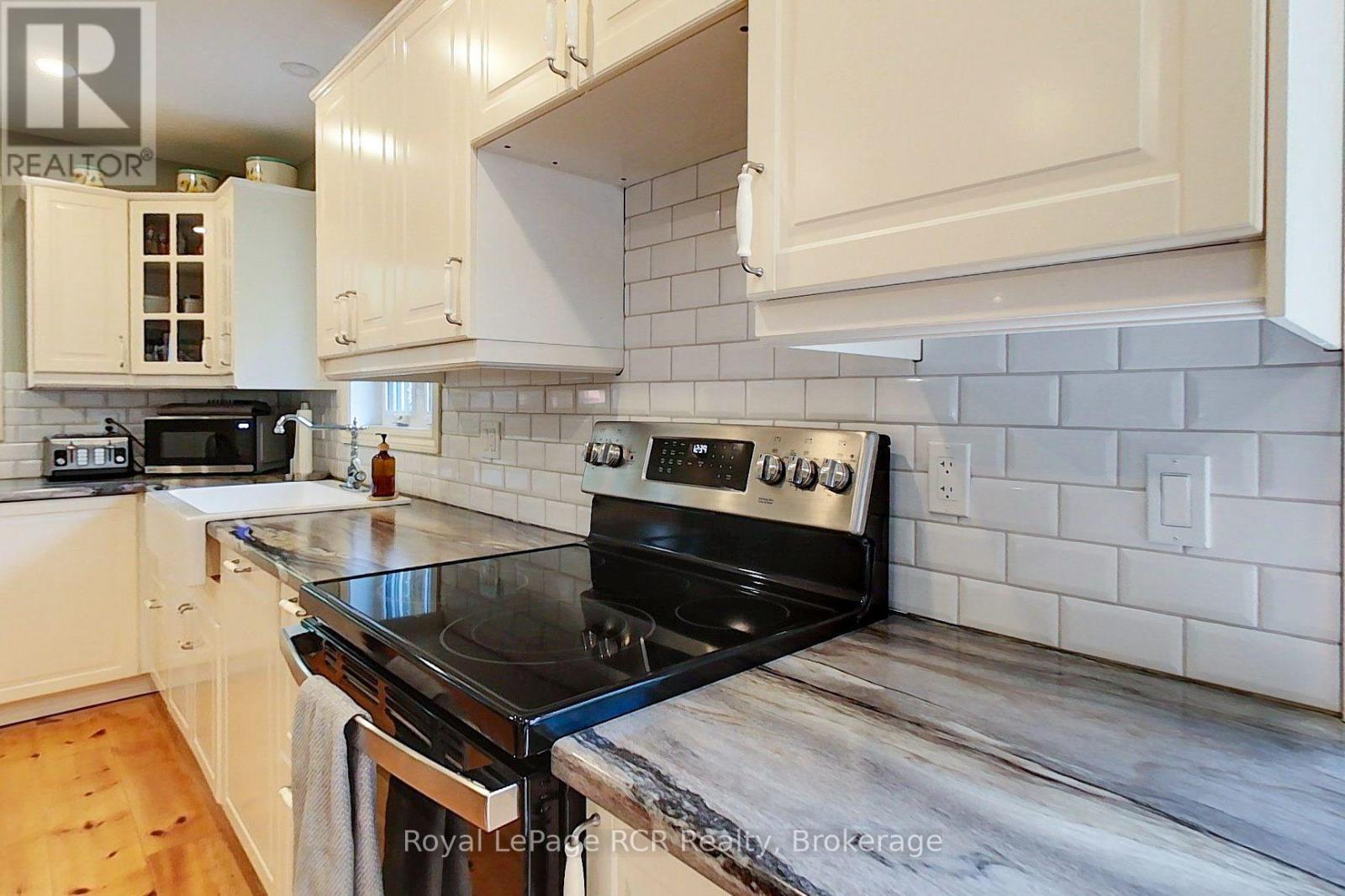 440 LONDON ROAD S - 9