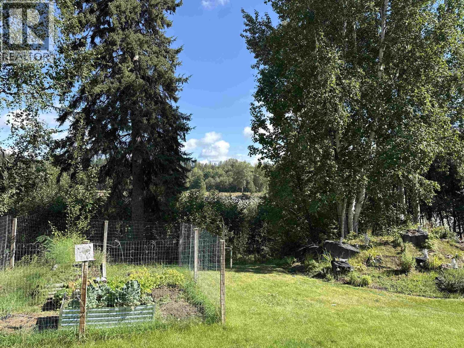 #154 1702 DYKE ROAD - Image 33