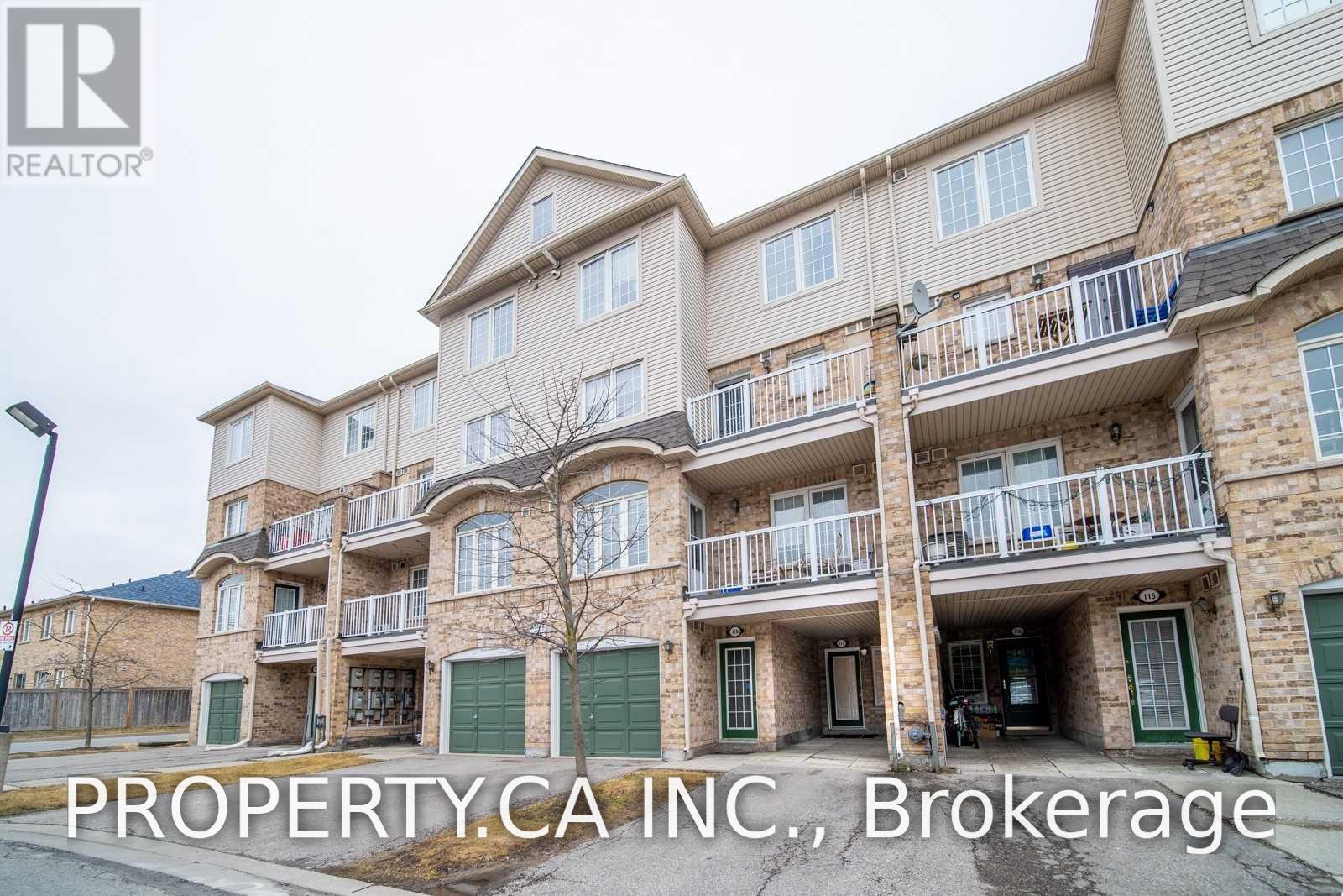Photo of 42 Pinery Trail