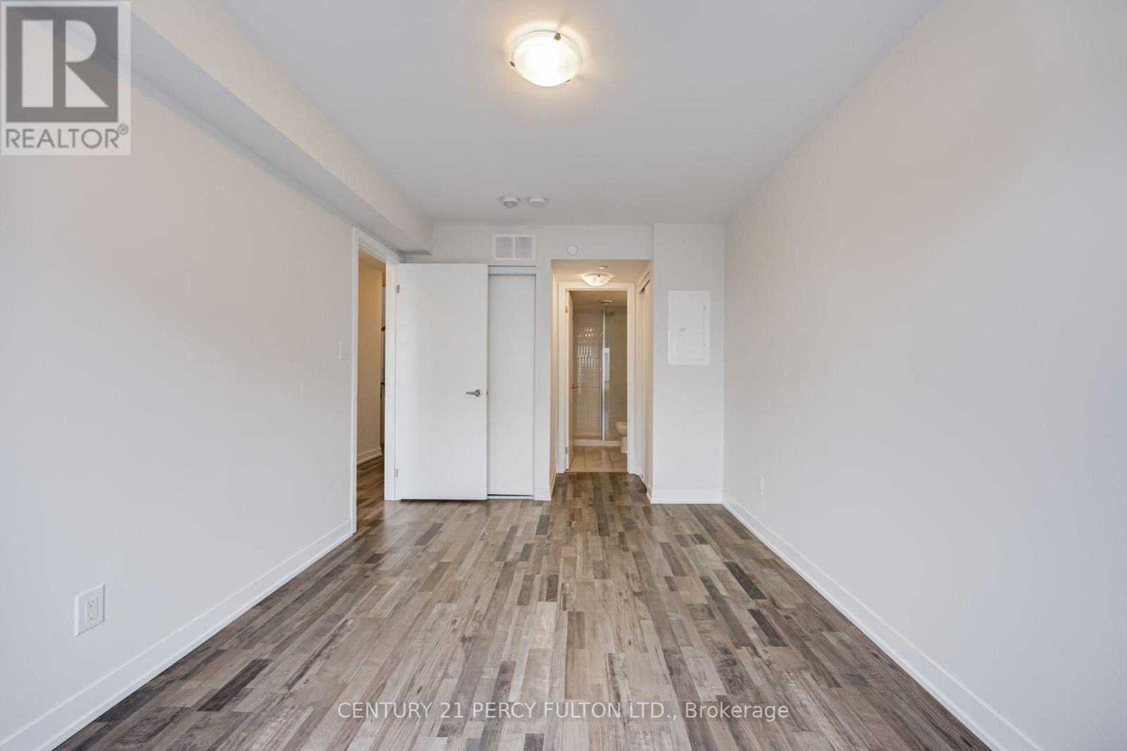 #318 1460 WHITES ROAD - 27