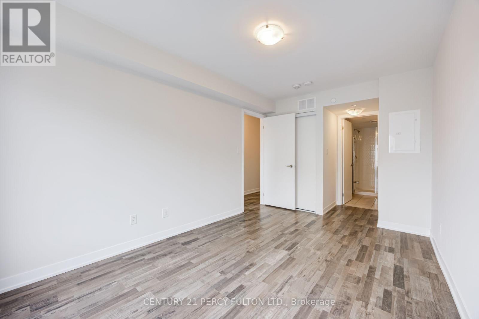 #318 1460 WHITES ROAD - 28