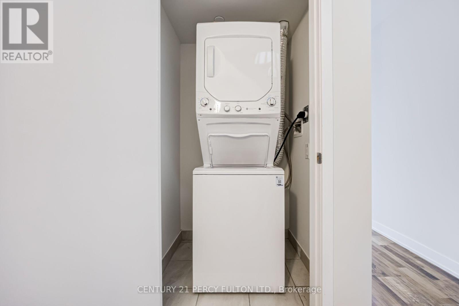 #318 1460 WHITES ROAD - Image 32