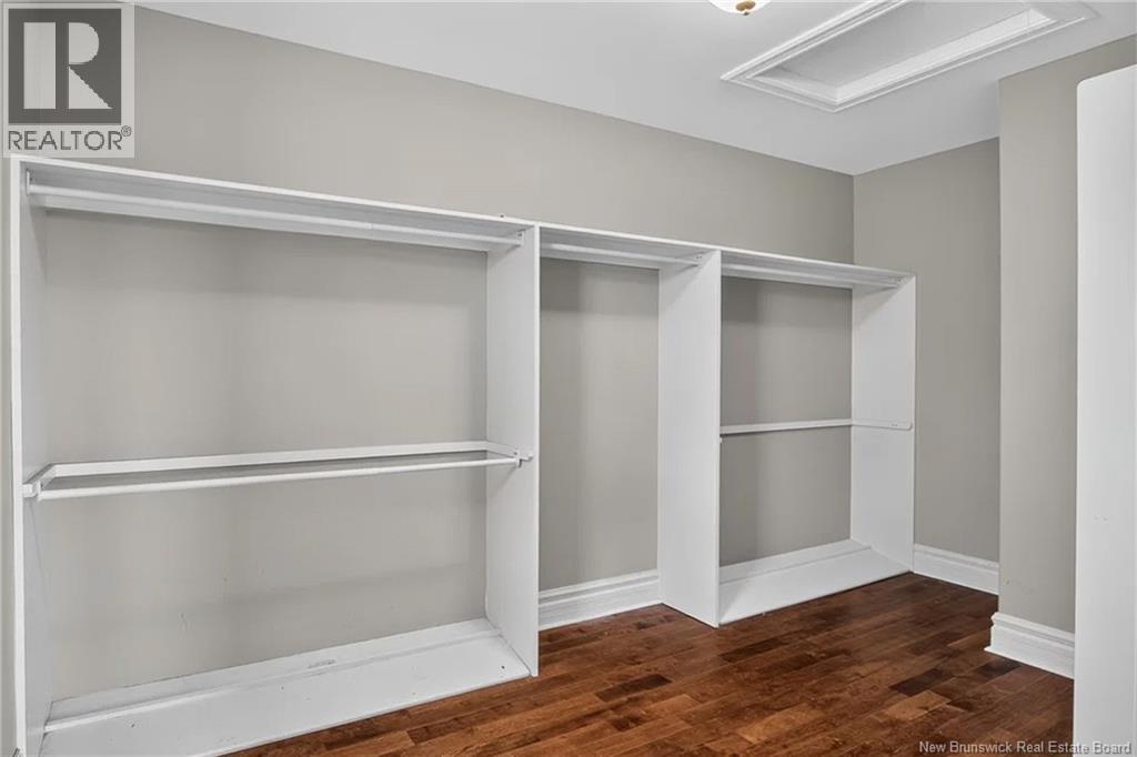 84 Anchorage - Image 34