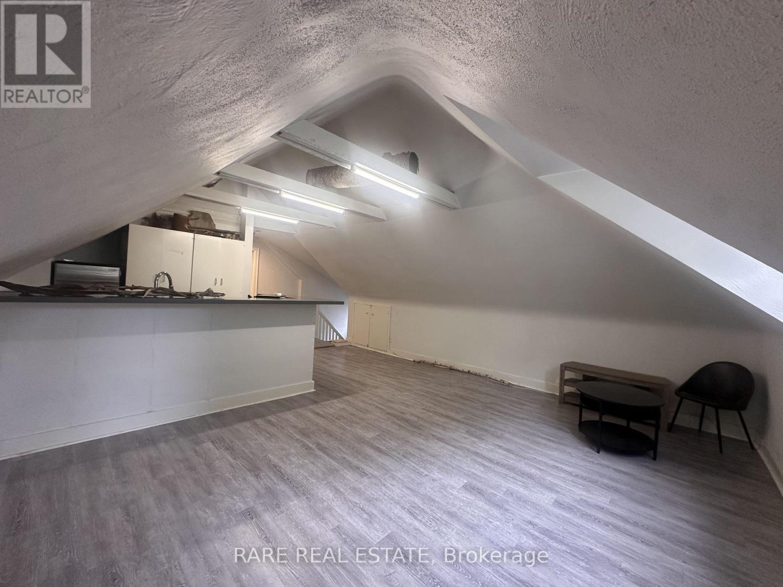 #3 737 Avenue Road, Toronto (Yonge-St. Clair), Ontario, M5P2J9, Toronto (Yonge-St. Clair), Ontario — photo 4 of 5