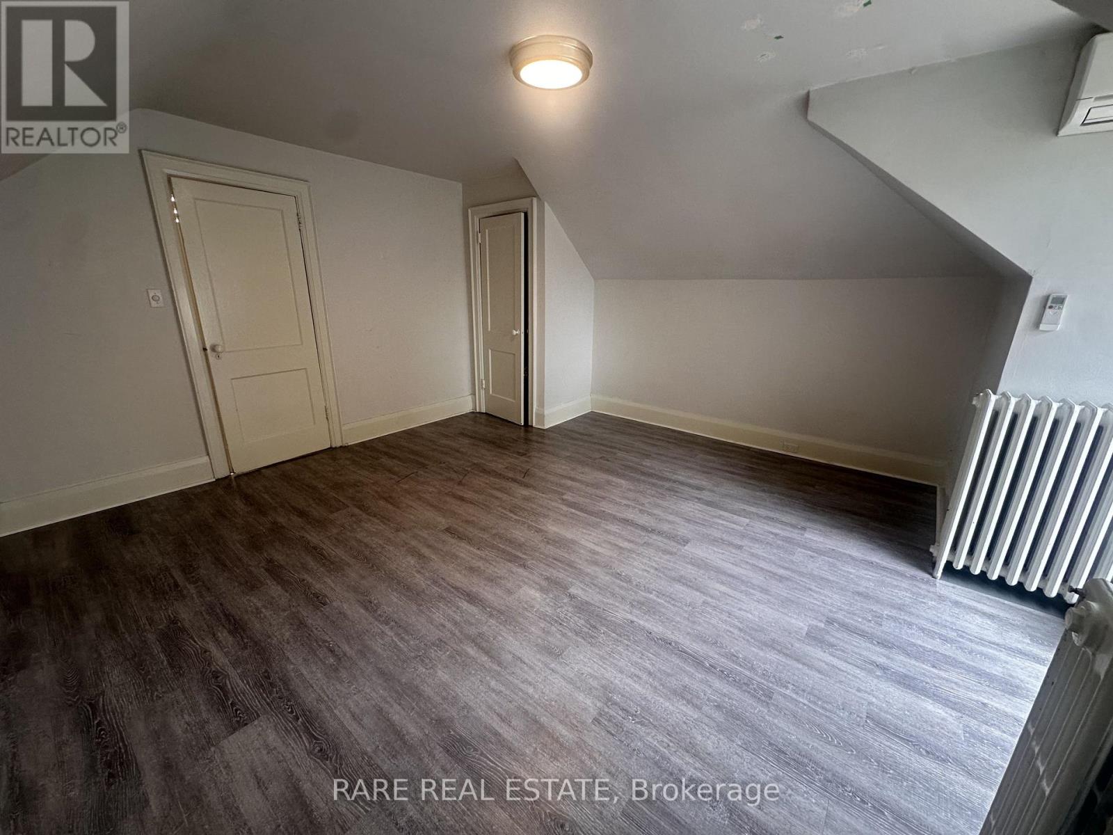 #3 737 Avenue Road, Toronto (Yonge-St. Clair), Ontario, M5P2J9, Toronto (Yonge-St. Clair), Ontario — photo 2 of 5