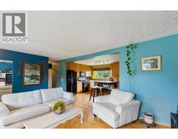 Bedroom - 7304 5 Street Sw, Calgary, AB T2V1B1 Photo 7