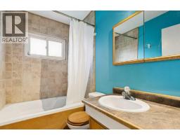 7304 5 Street Sw, Calgary, AB T2V1B1 Photo 15