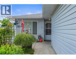 Kitchen - 2435 Pleasant Valley Road Unit# 1 Lot# 1, Armstrong, BC V4Y2A3 Photo 6