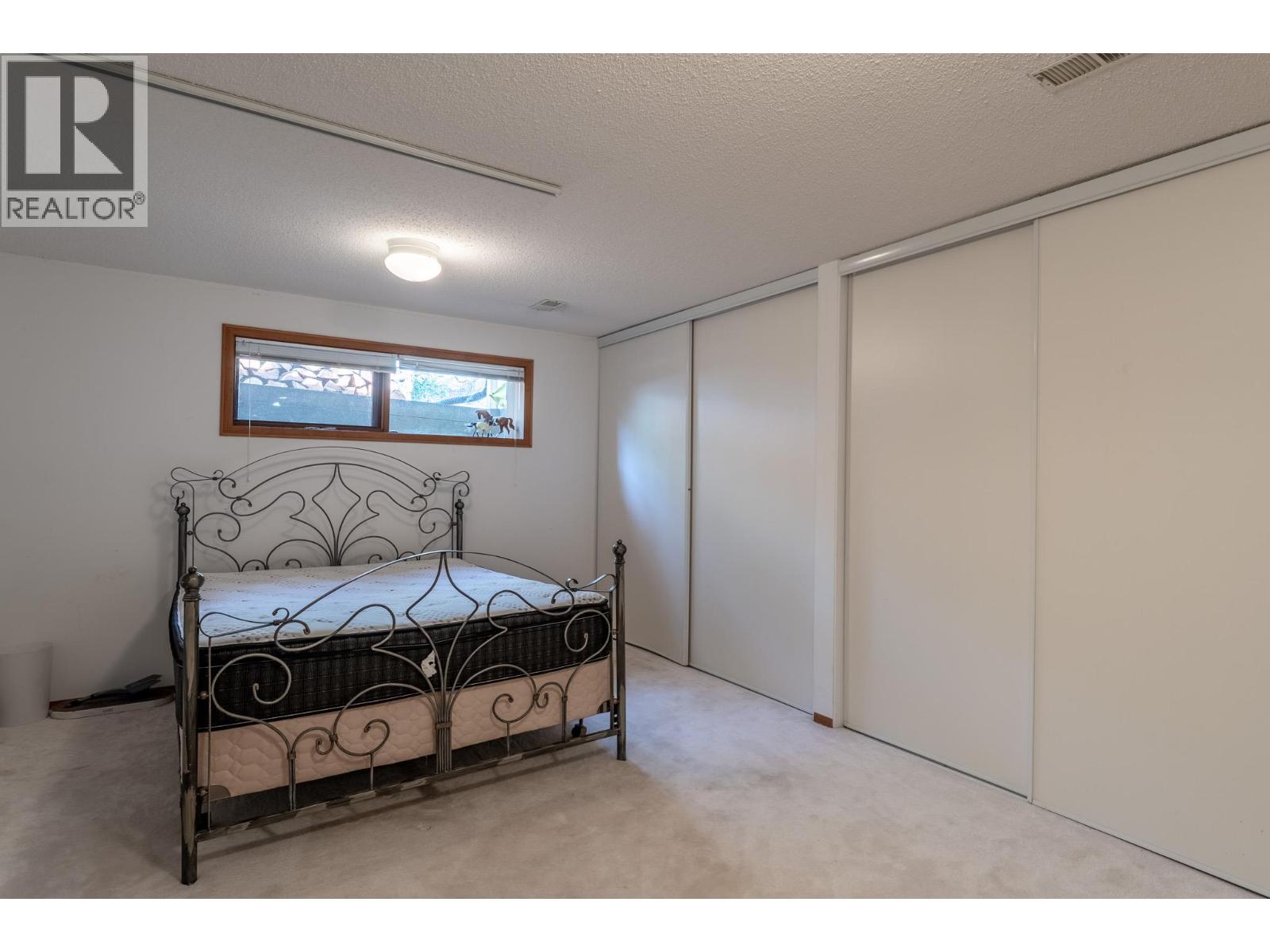 6474 Sierra Drive, Kelowna