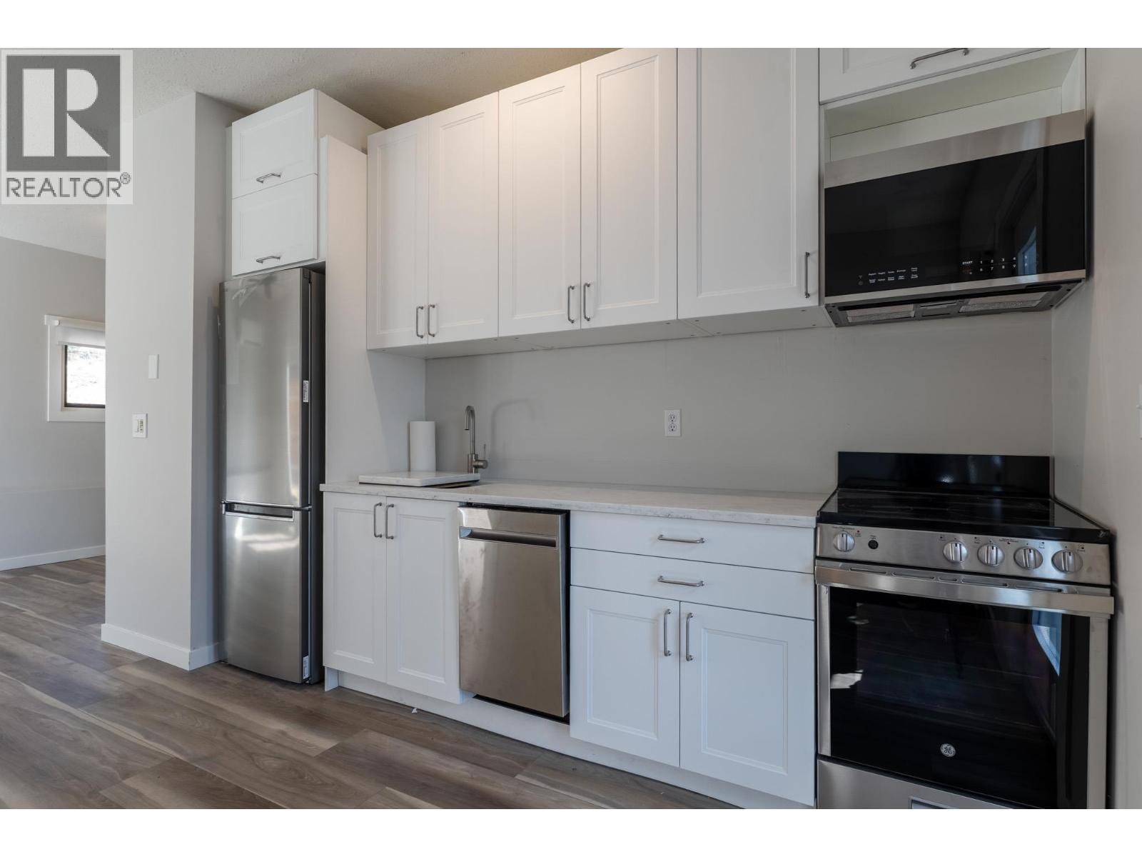 6474 Sierra Drive, Kelowna