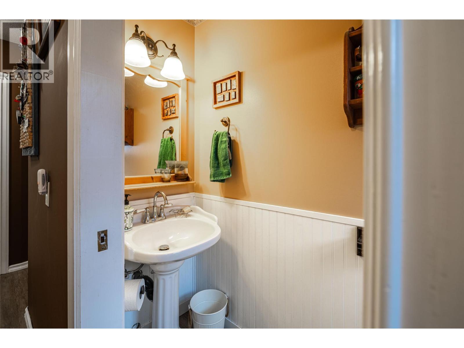 13071 Trewhitt Road E, Lake Country