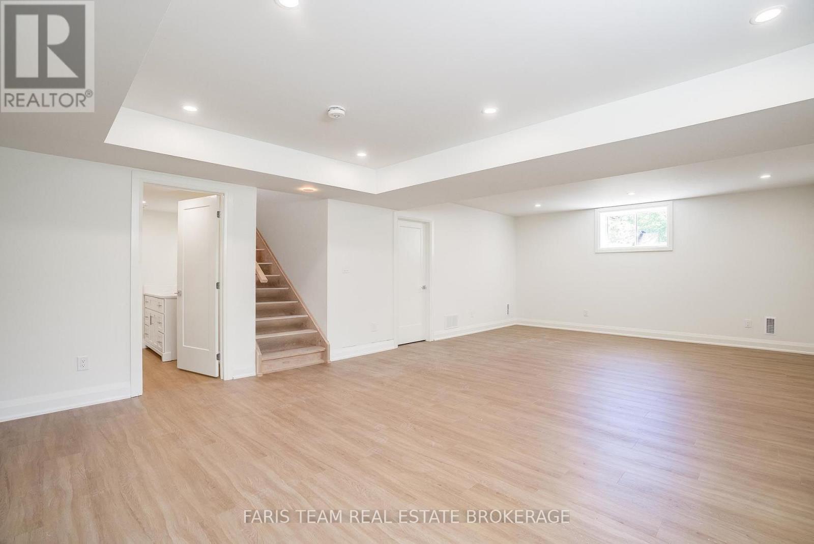45 SHEPPARD STREET - 28