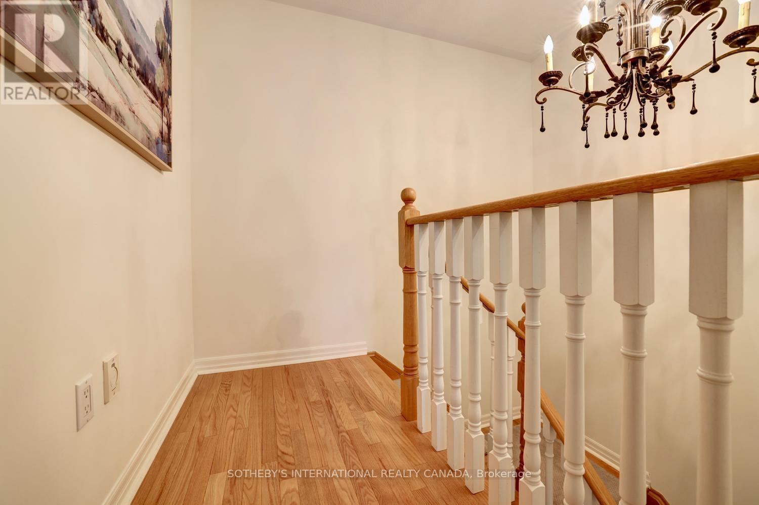 112 WATERSIDE DRIVE - 41