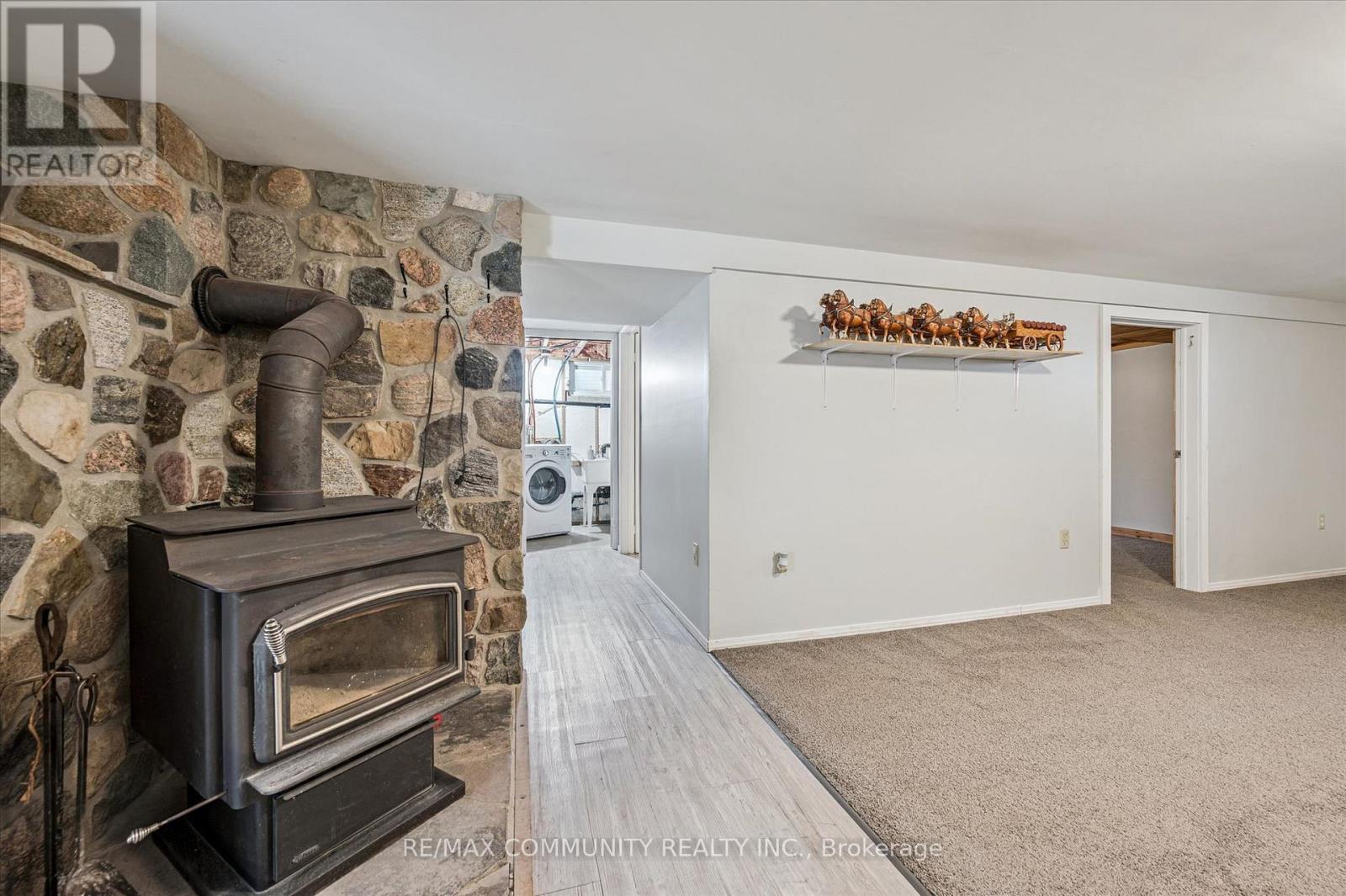 2063 GEORGE STREET - Image 27