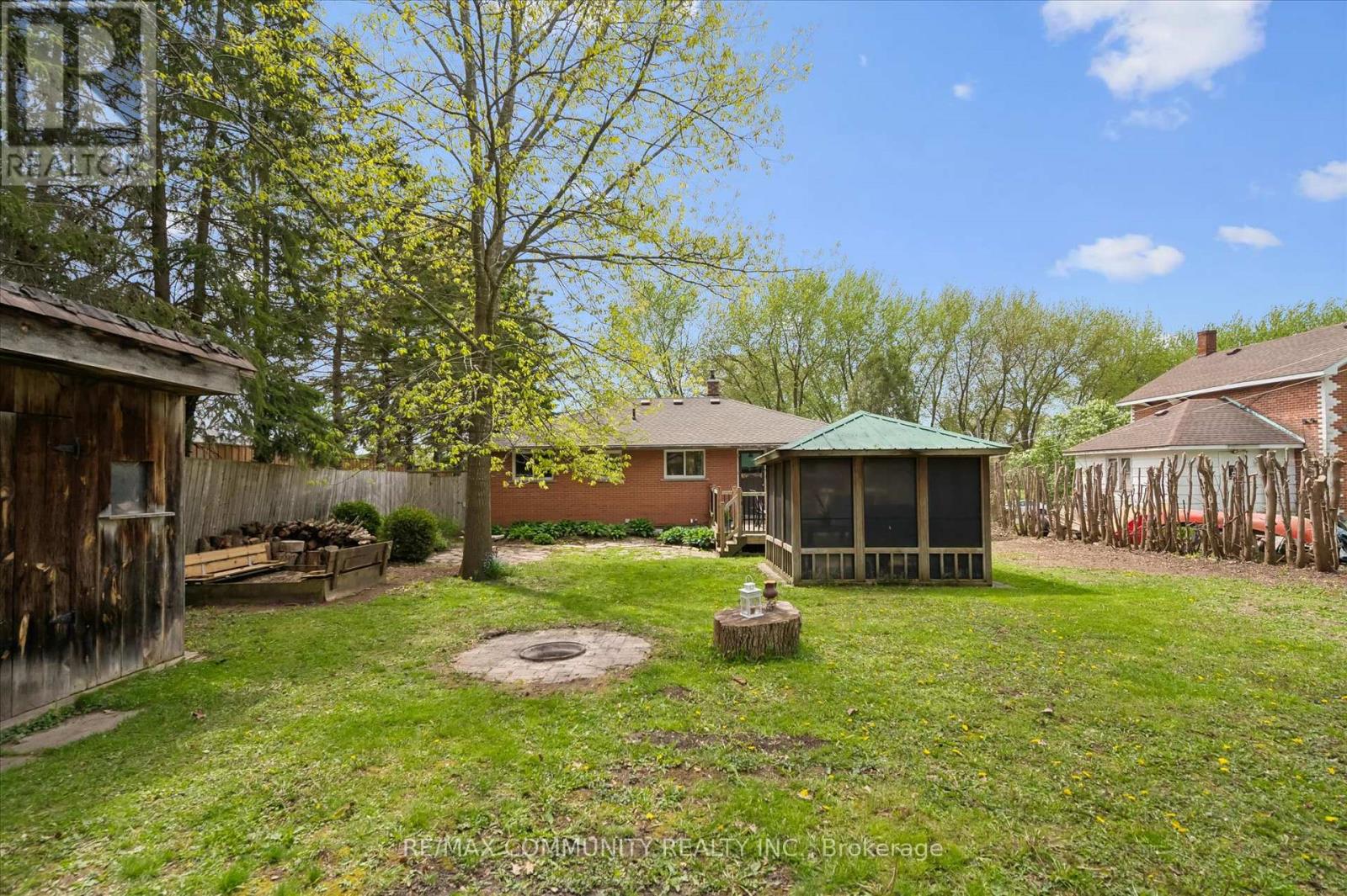2063 GEORGE STREET - 34