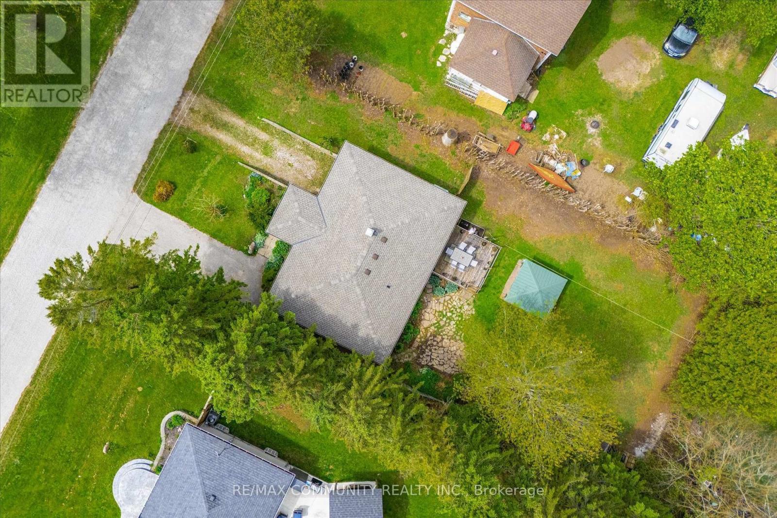 2063 GEORGE STREET - Image 36