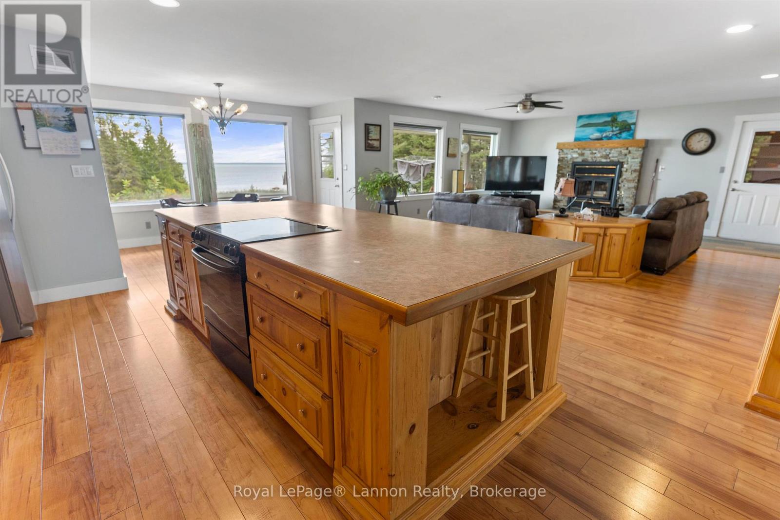 619 GRANN DRIVE - 12