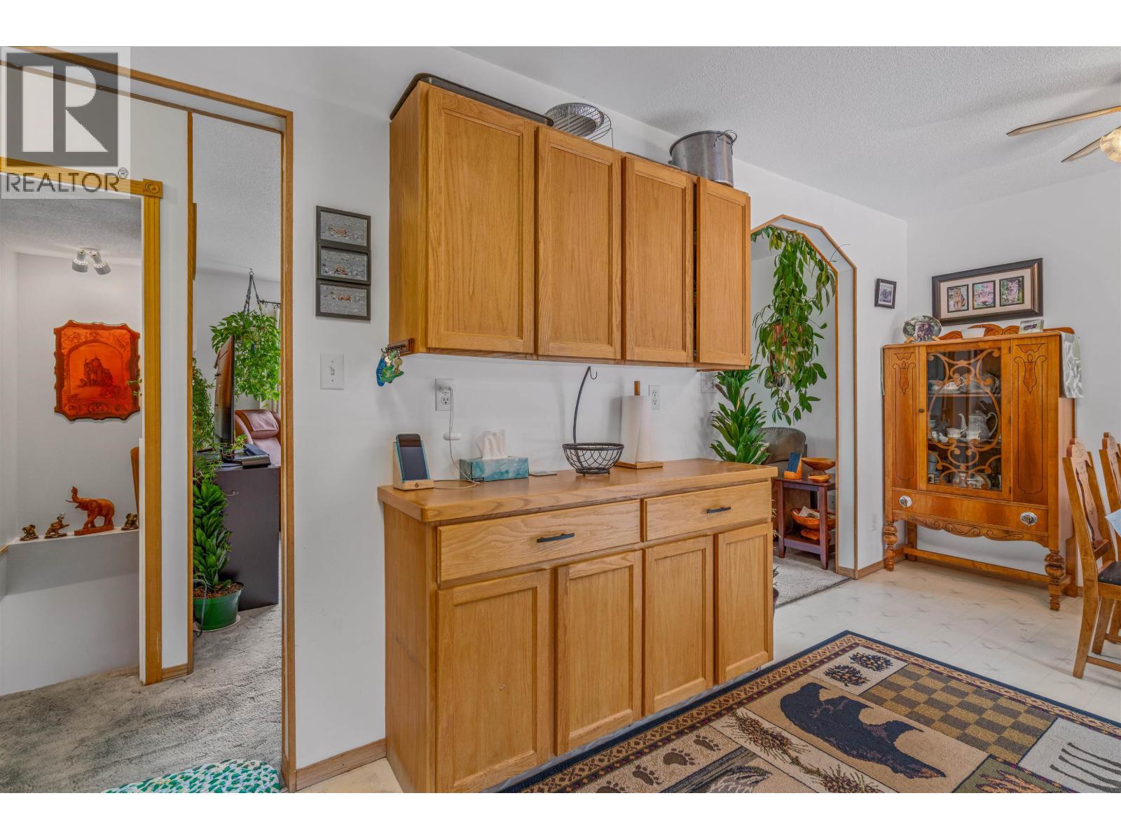 Photo 10 of 35 — 5027 SOOKE ROAD · Prince George, BC