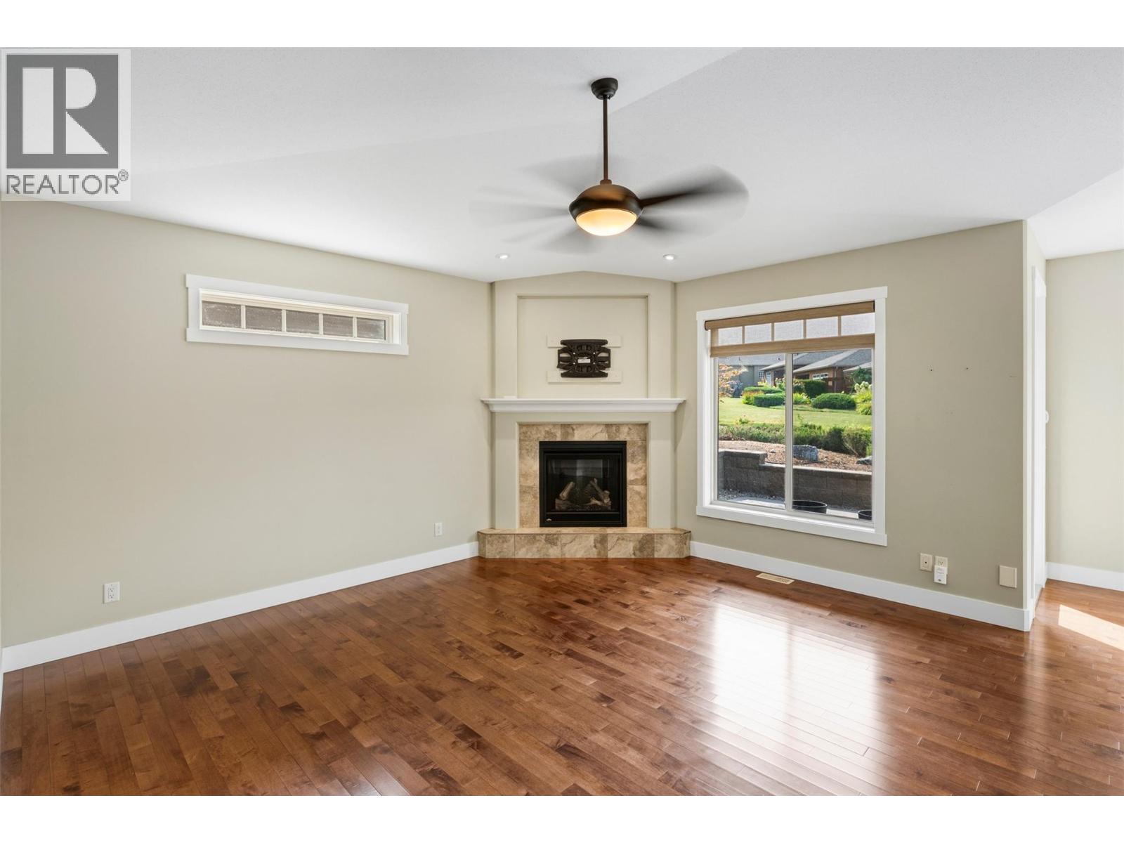 6833 Meadows Drive Unit# 34, Oliver