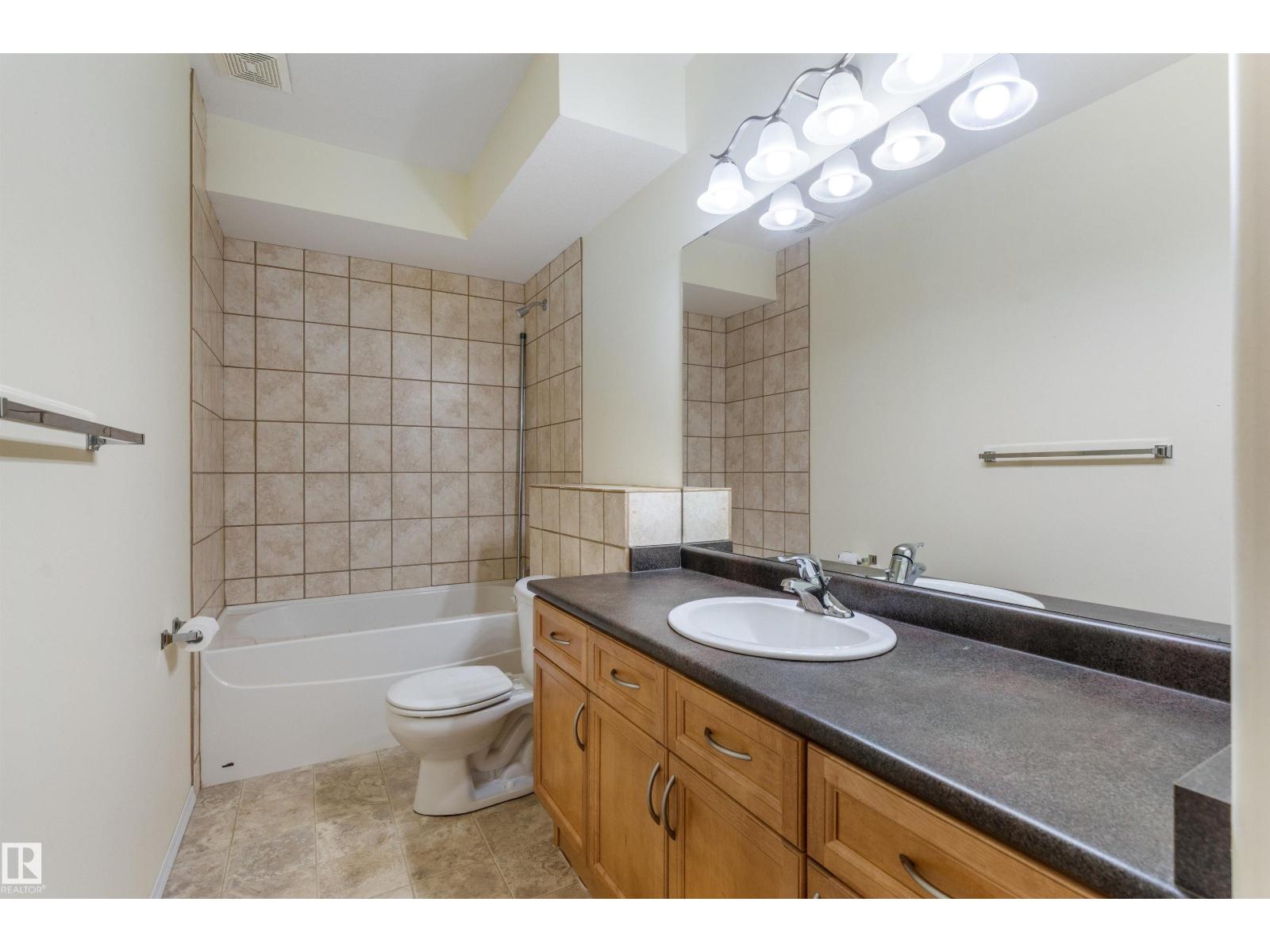15 HARVARD PL - Image 41