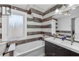 32 Green Lanes, Toronto, ON M8Z4V6 Photo 22