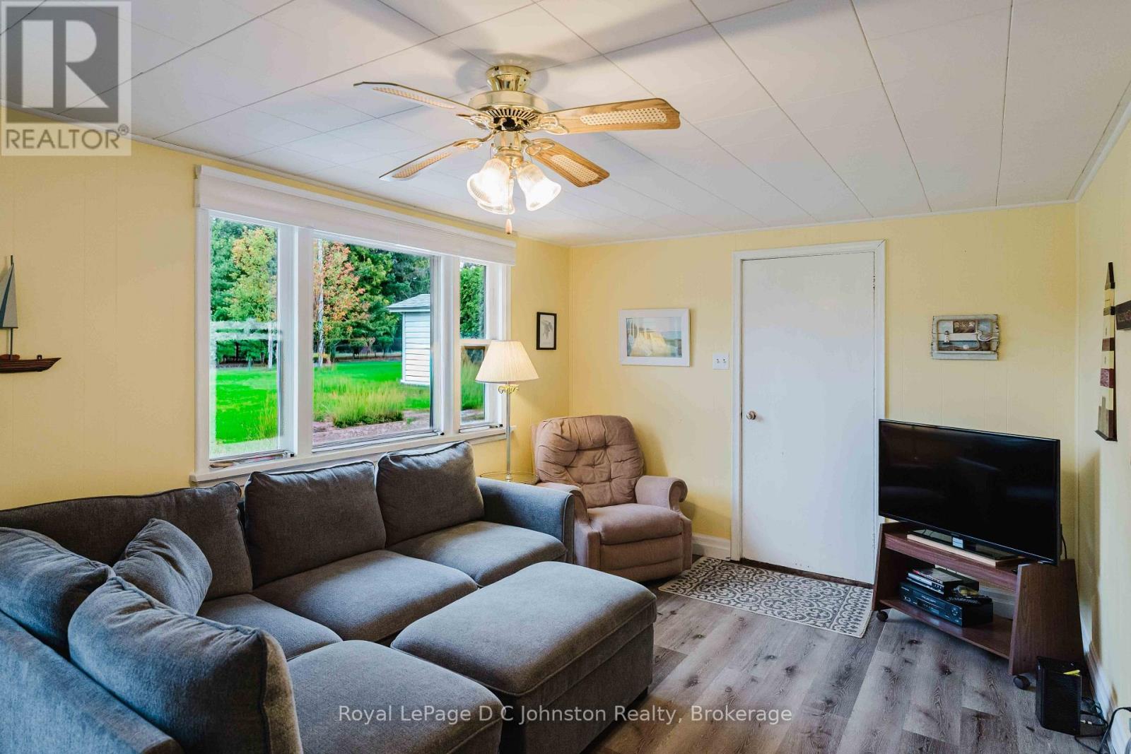 210 LAIRD LANE - 24