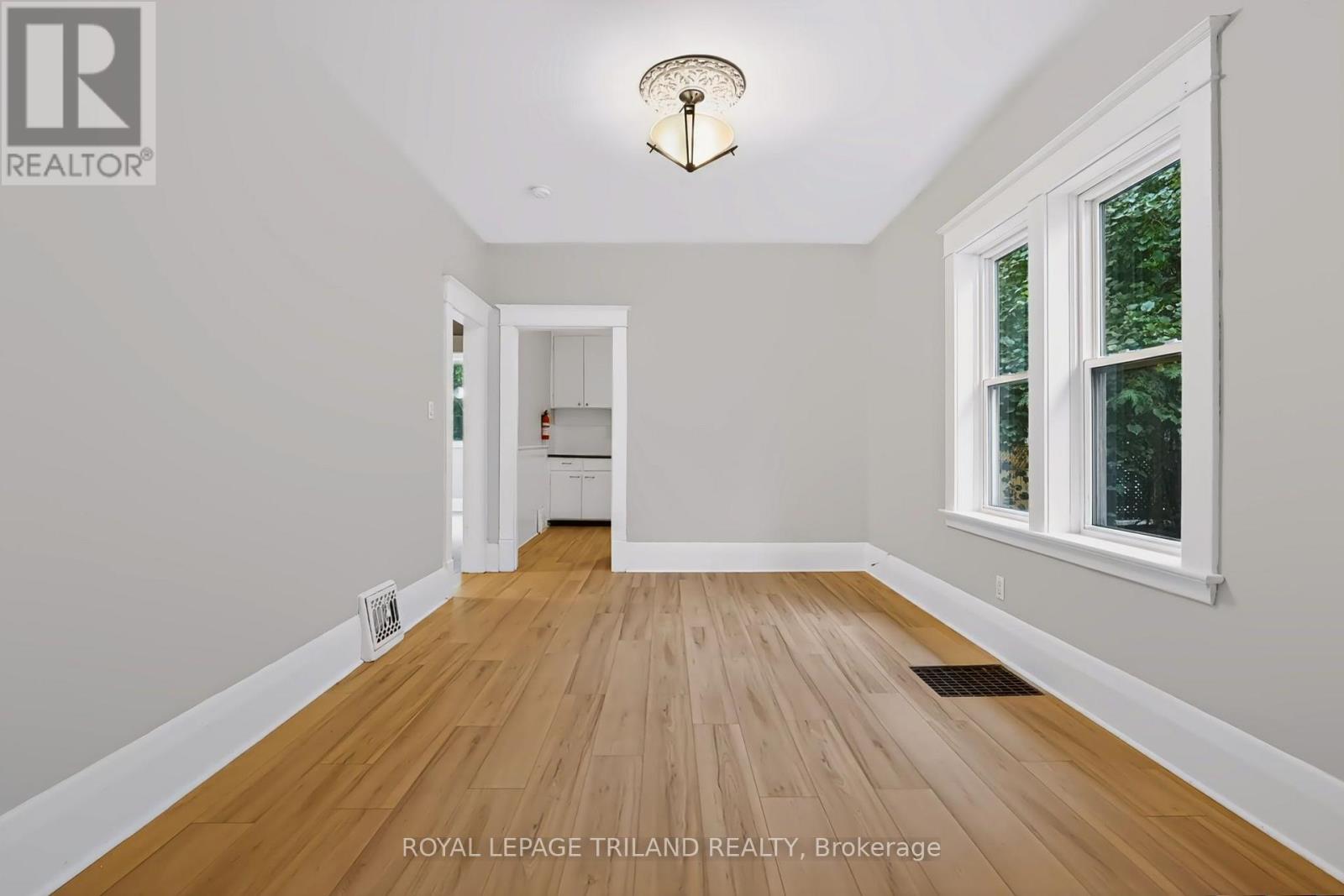 136 ADELAIDE STREET N, London East (East L) — photo 6