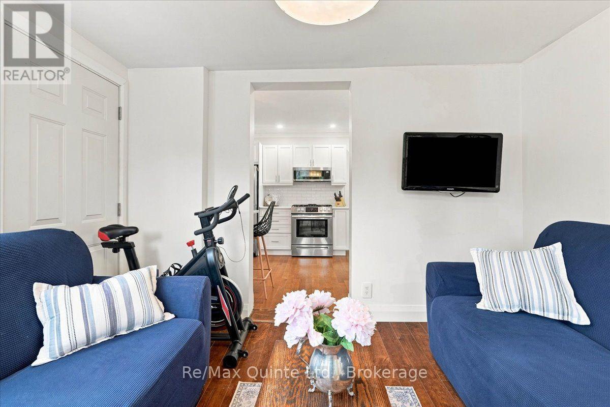 225 BLEECKER AVENUE - Image 18
