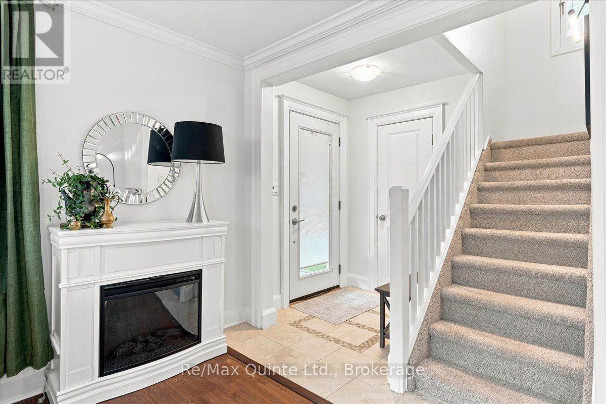 225 Bleecker Avenue, Belleville (Belleville Ward), Ontario, K8N3T9, Belleville (Belleville Ward), Ontario — photo 4 of 5