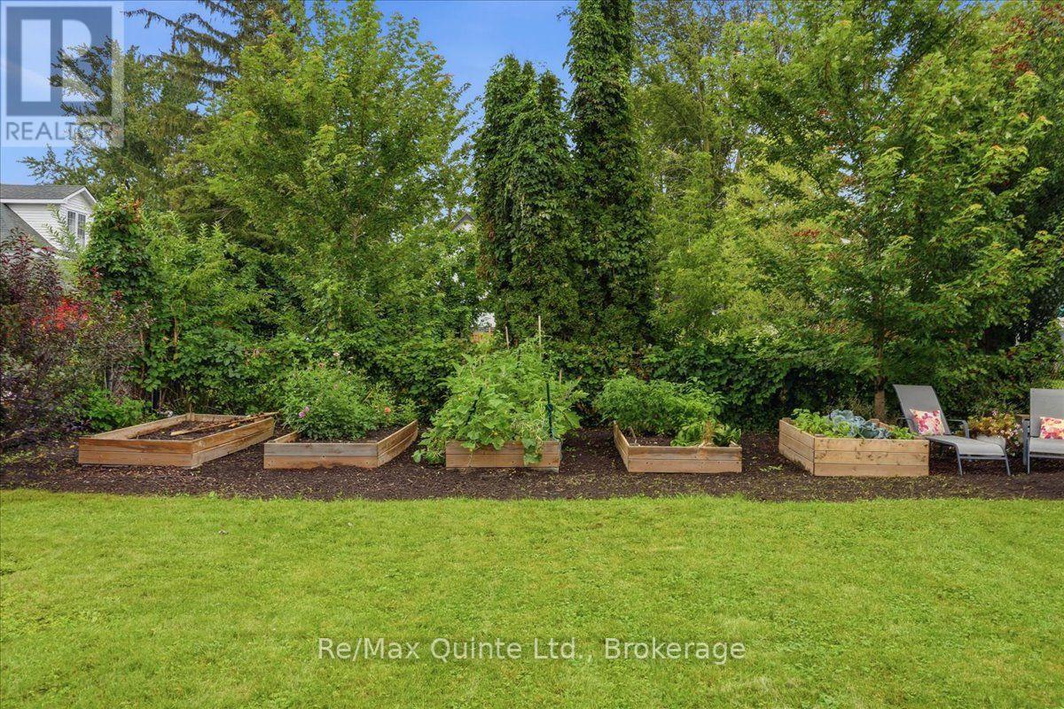 225 BLEECKER AVENUE - 44