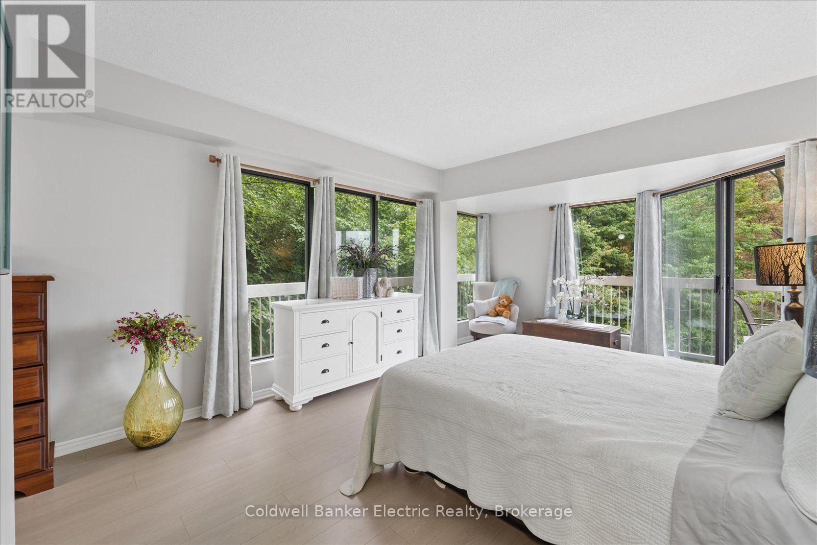 #206 40 AUBURN STREET - Image 18