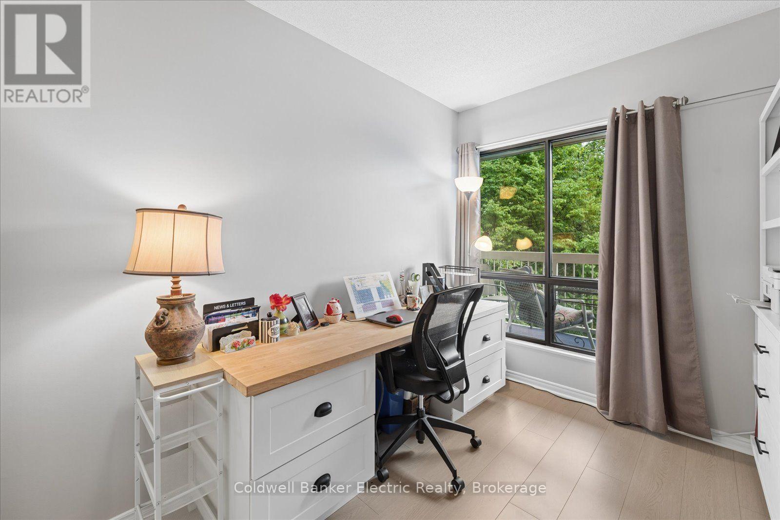 #206 40 AUBURN STREET - Image 24