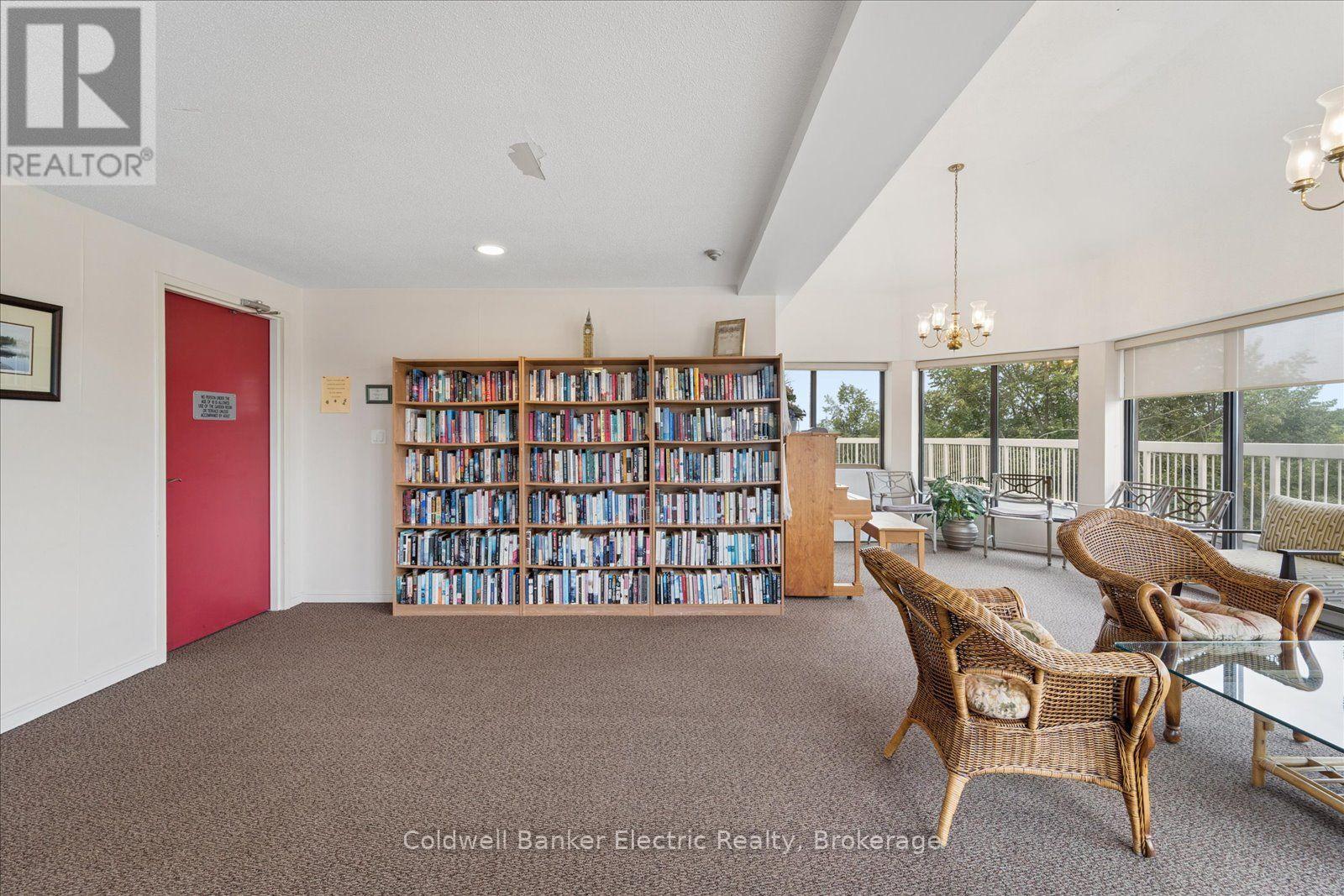 #206 40 AUBURN STREET - Image 30