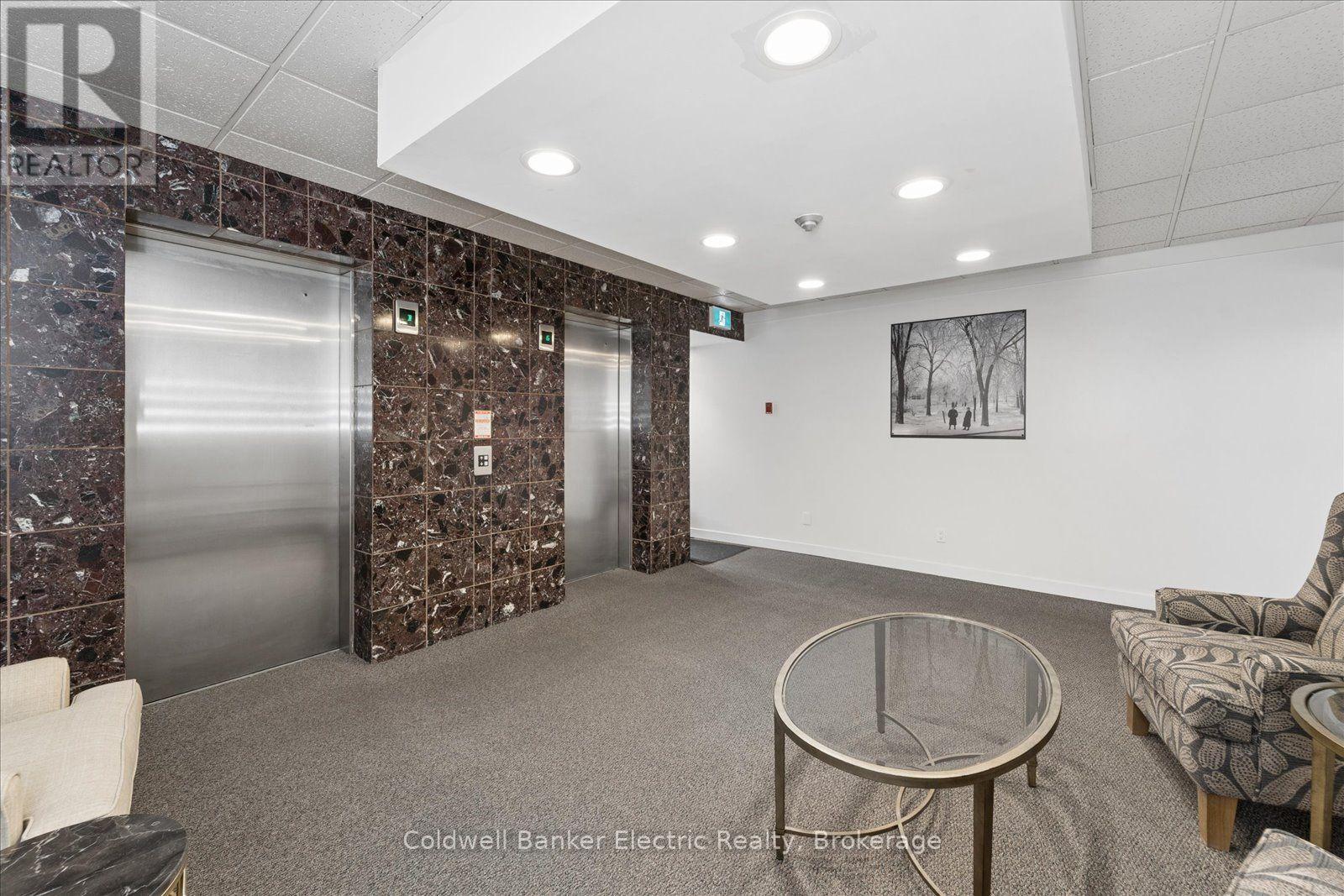 #206 40 AUBURN STREET - Image 47