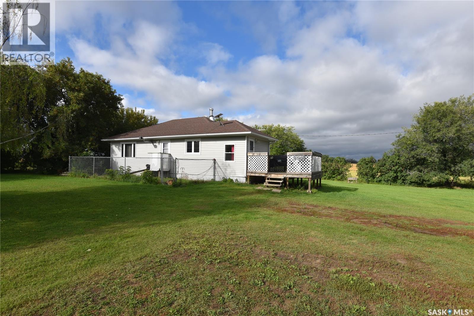 Grandfield Acreage - Image 10