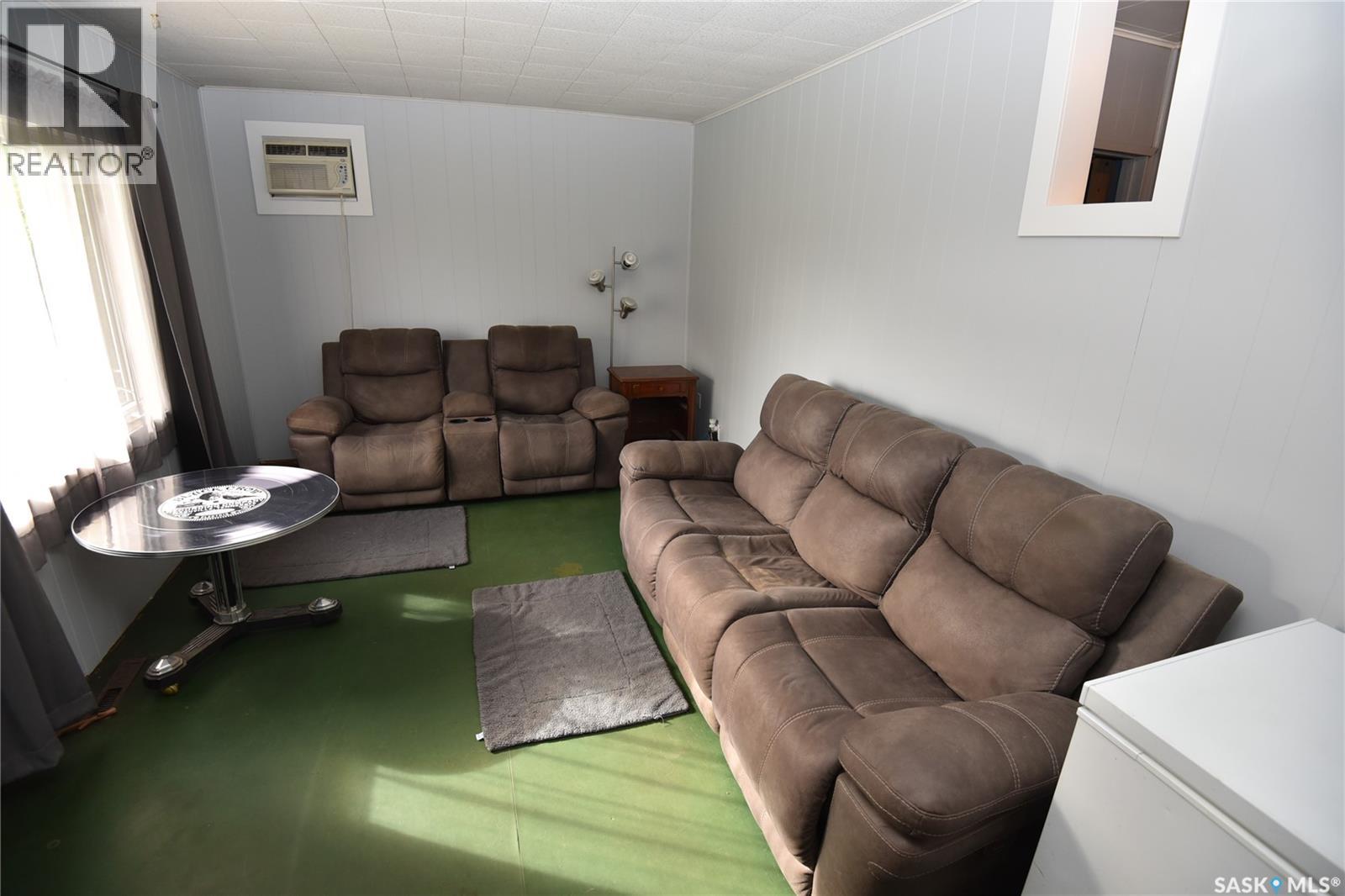 Grandfield Acreage - Image 20