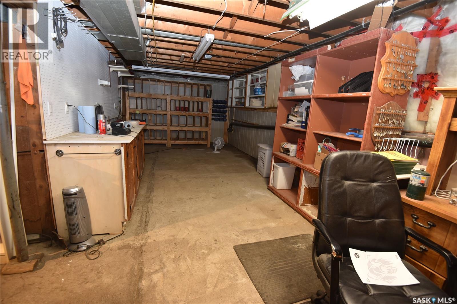 Grandfield Acreage - Image 26