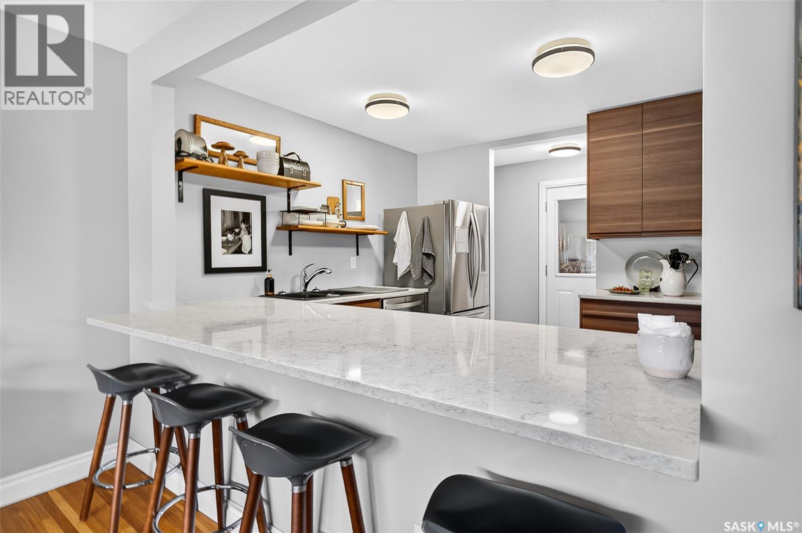 1026 James STREET - Image 11