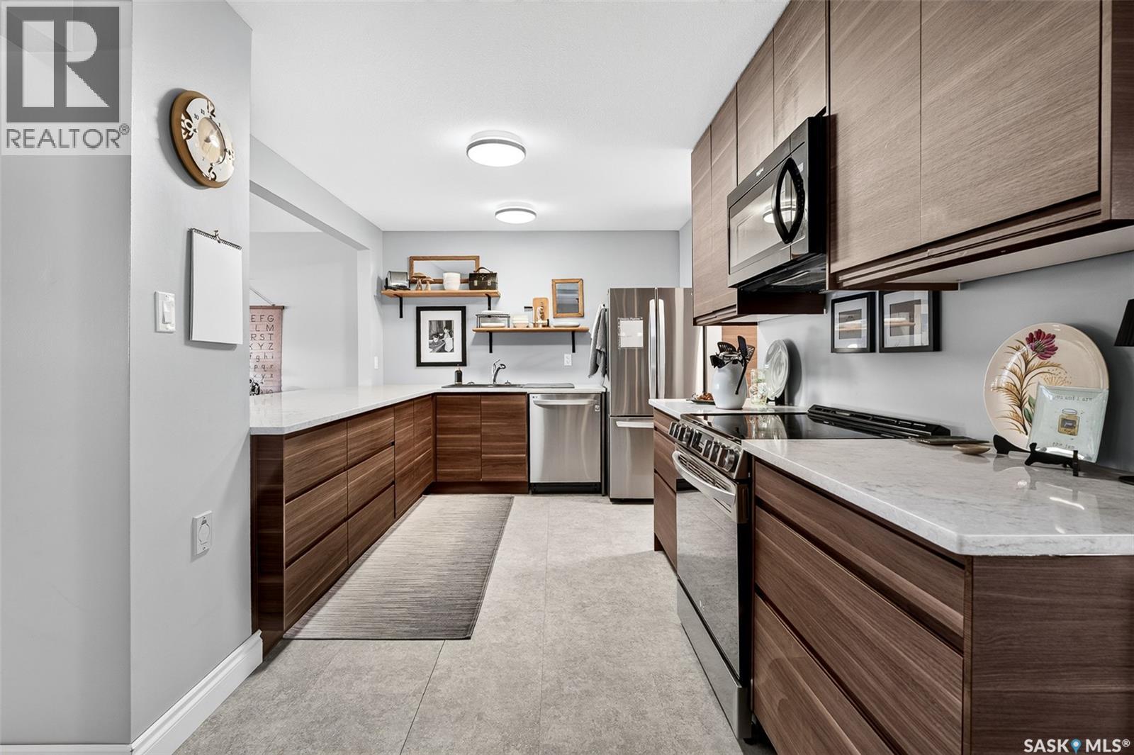 1026 James STREET - Image 15