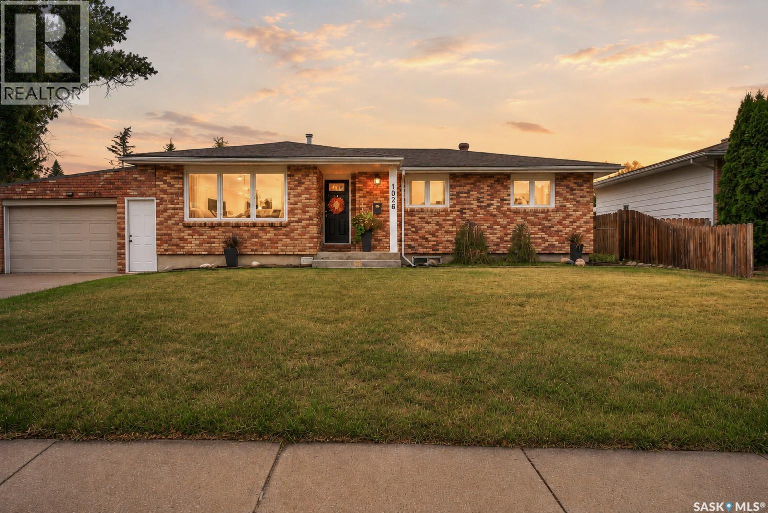 1026 James STREET - 2