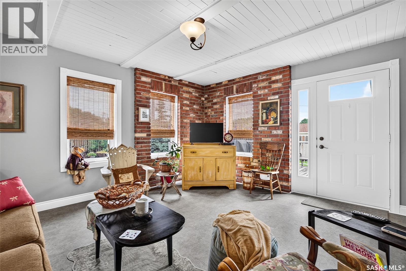 1026 James STREET - Image 33