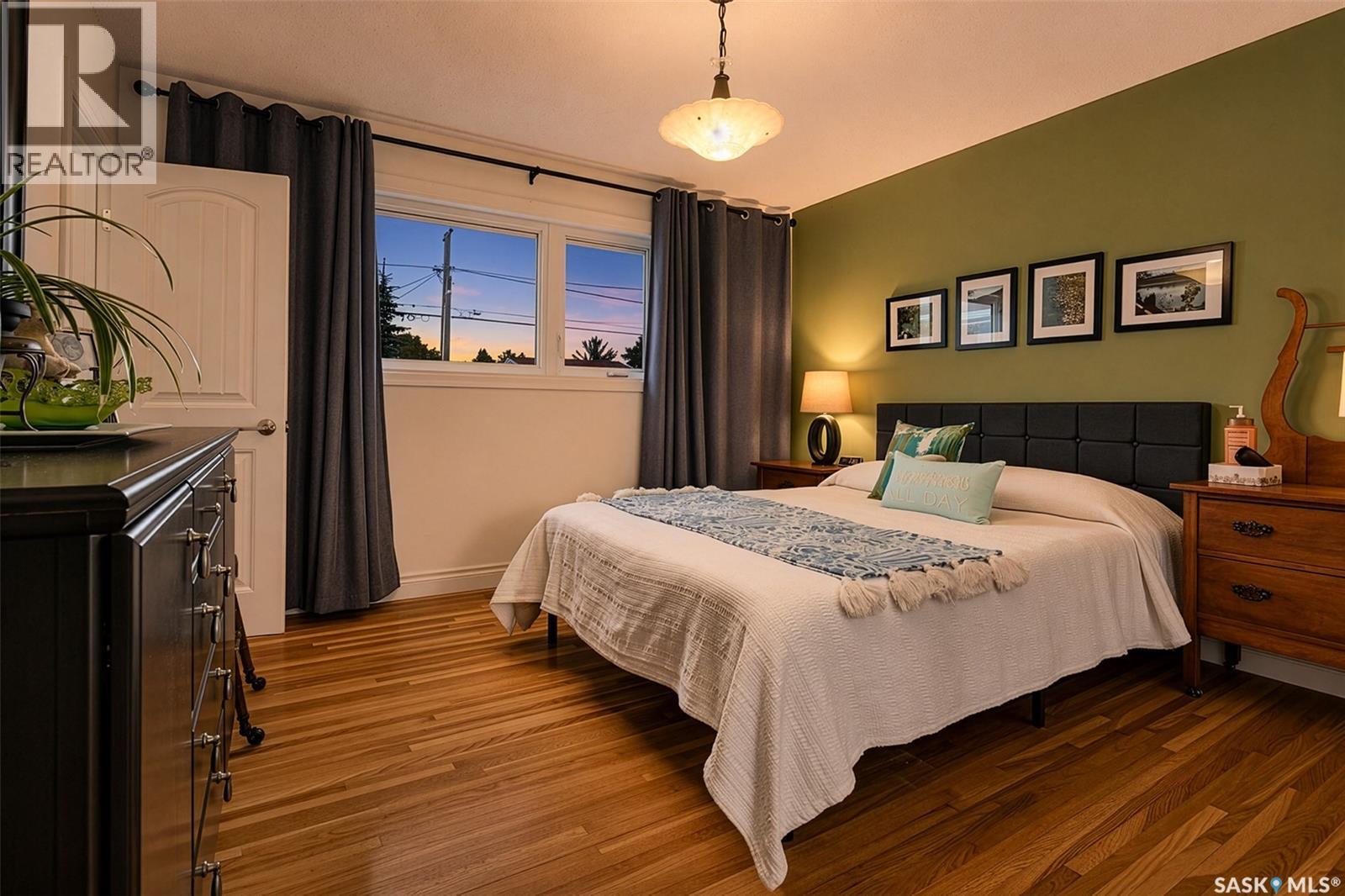 1026 James STREET - Image 39