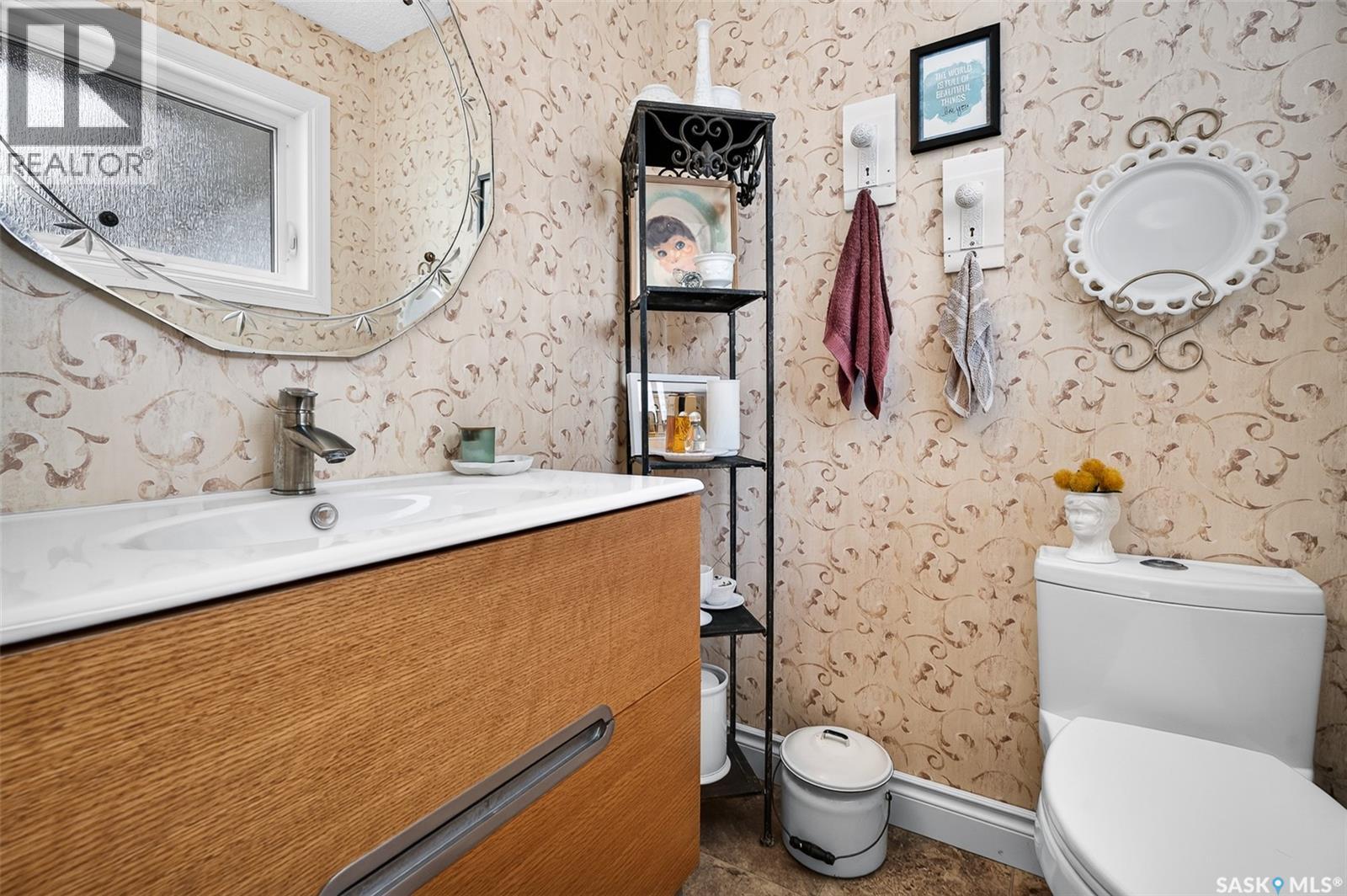 1026 James STREET - Image 41