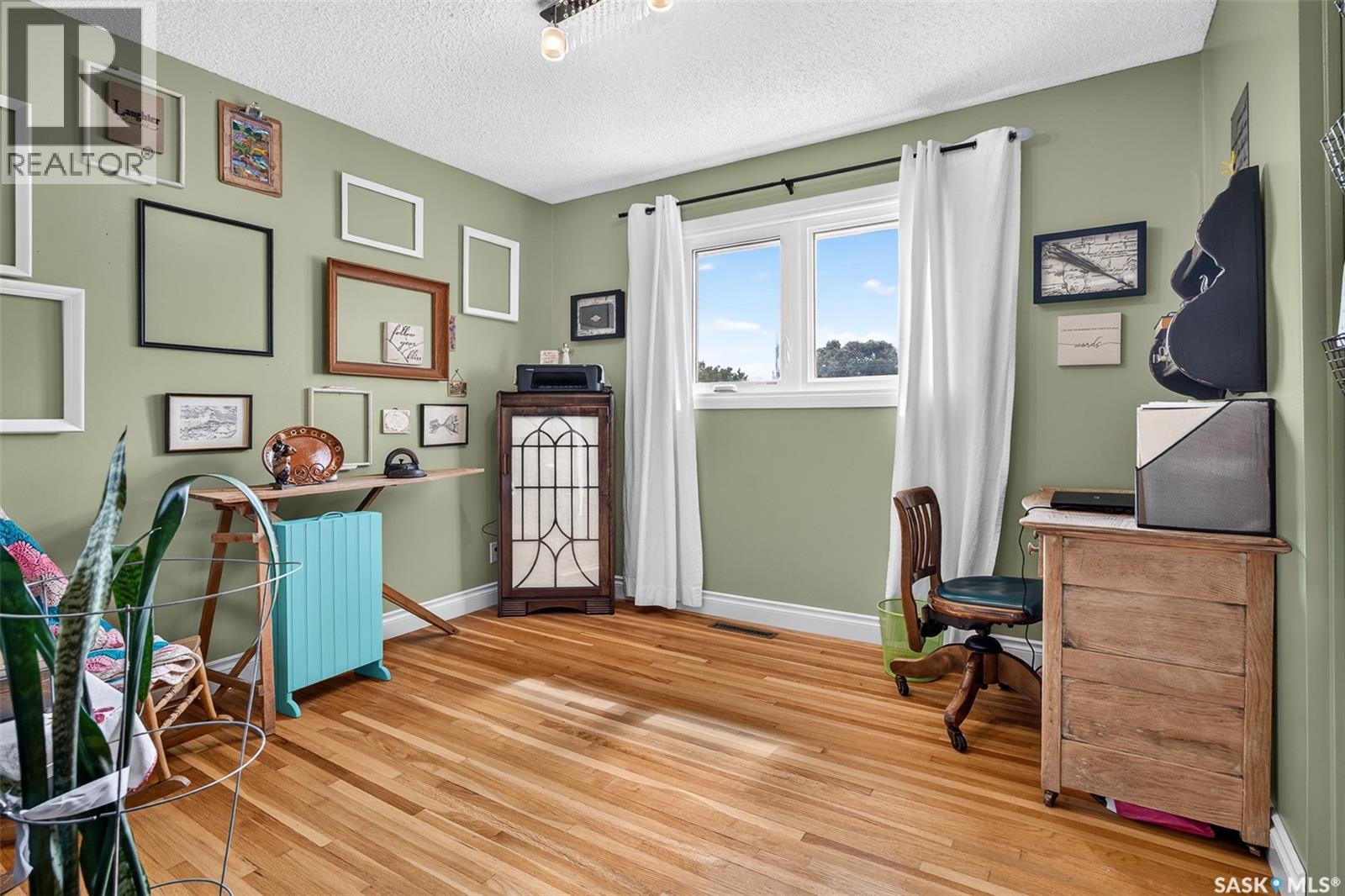 1026 James STREET - Image 45