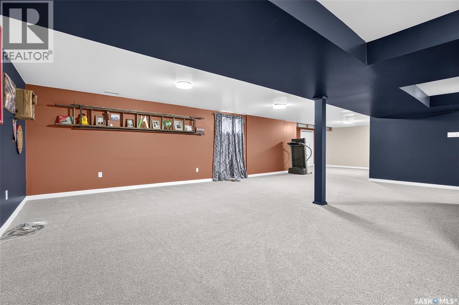 1026 James STREET - Image 48