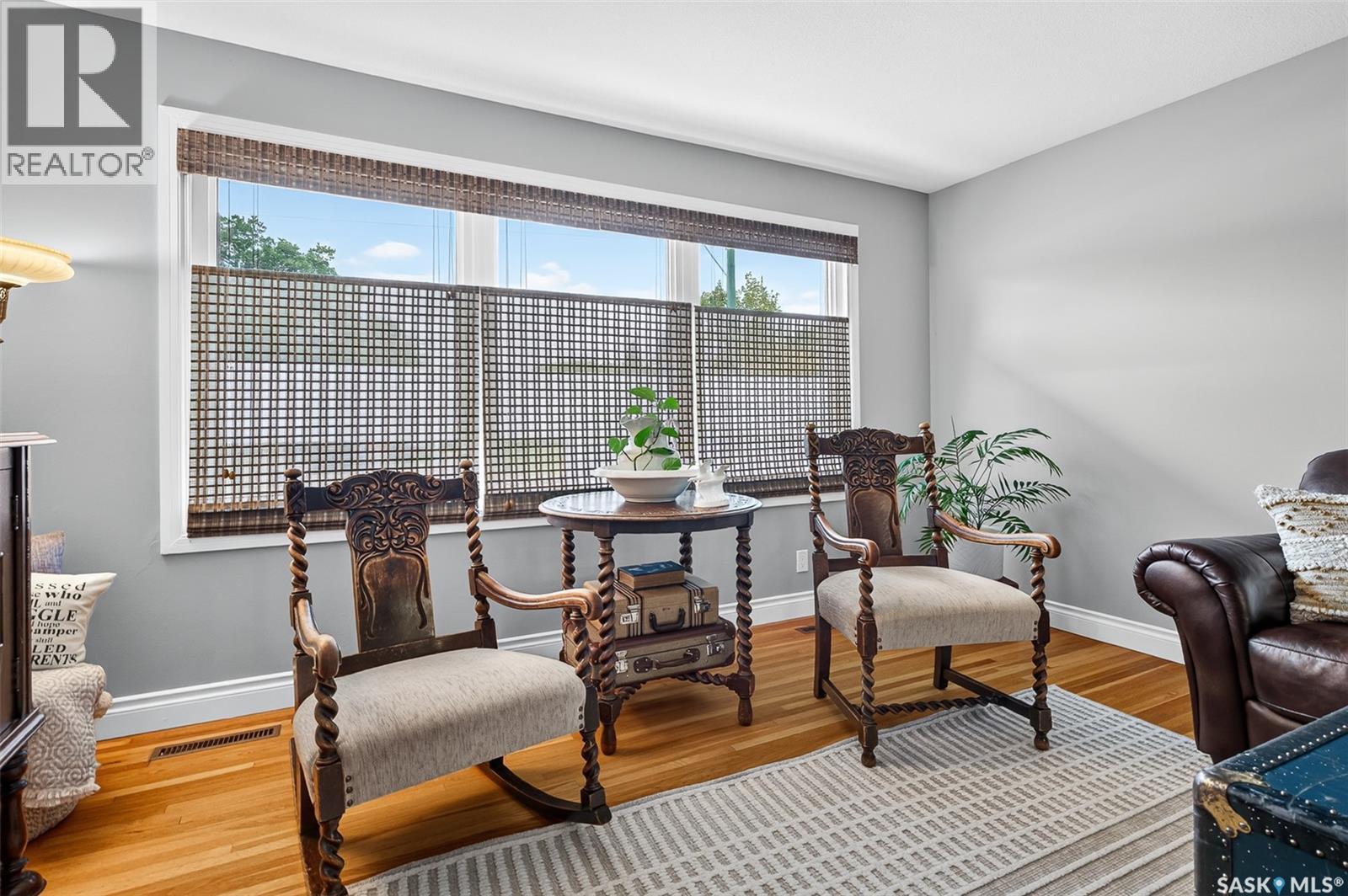 1026 James STREET - Image 8