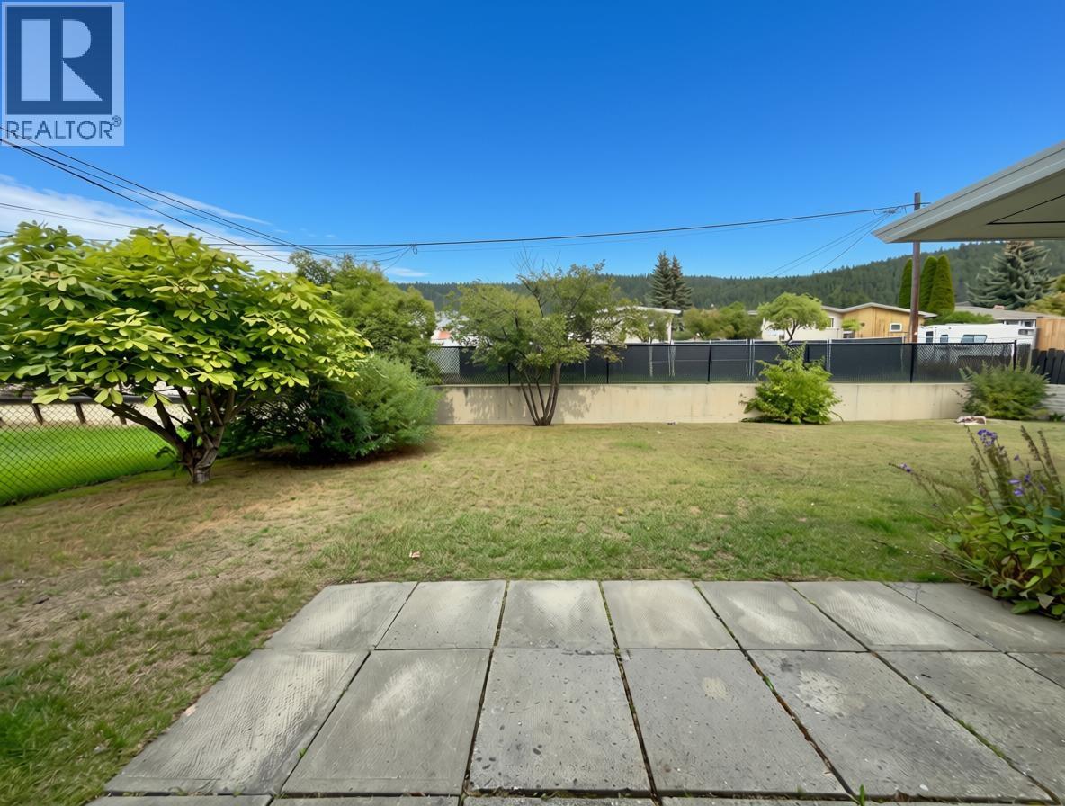 384 WESTERN AVENUE - 6