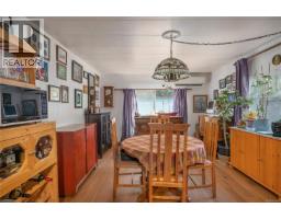 Bathroom - 1520 Mason Trail, Parksville, BC V9P1X9 Photo 9