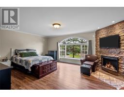 738-742 Ville Marie Drive thumbnail 28